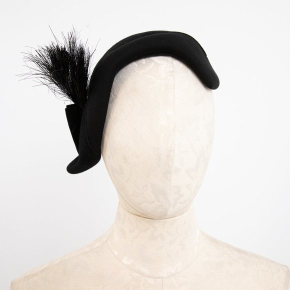 Vintage Accessories - Vintage 40s Wool  Fascinator Hat Black